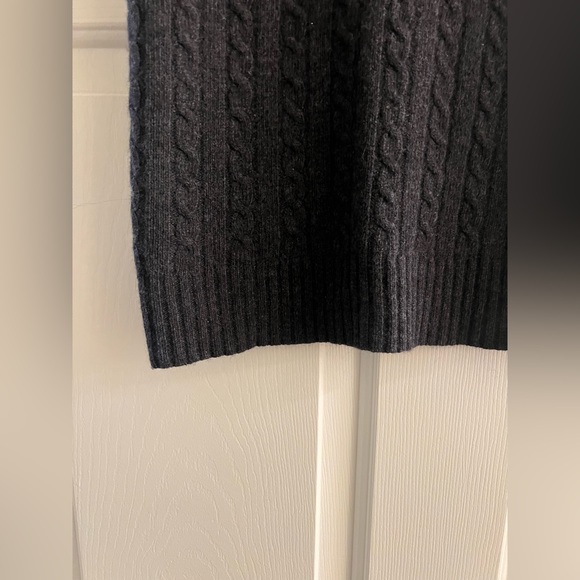 J Crew Sweater Vest - Picture 4 of 6